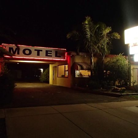 Nhill Oasis Motel Exteriör bild